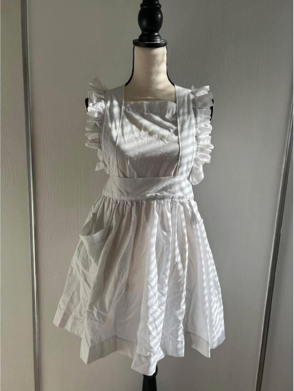 XS Vintage Handmade White ruffle dress upron